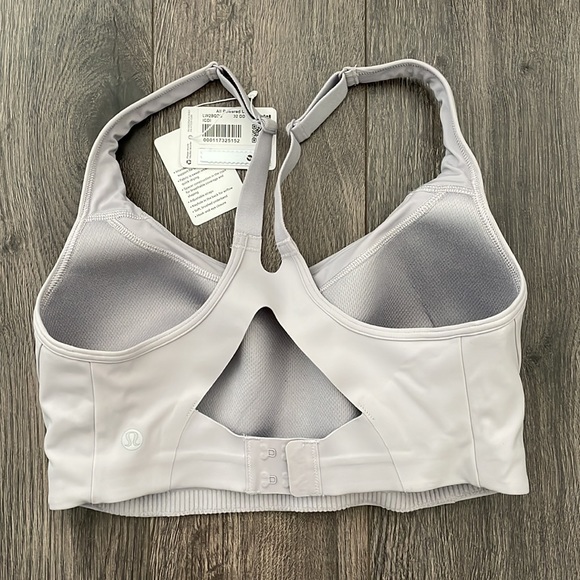 Lululemon All Powered Up Sports Bra - Picture 4 of 5